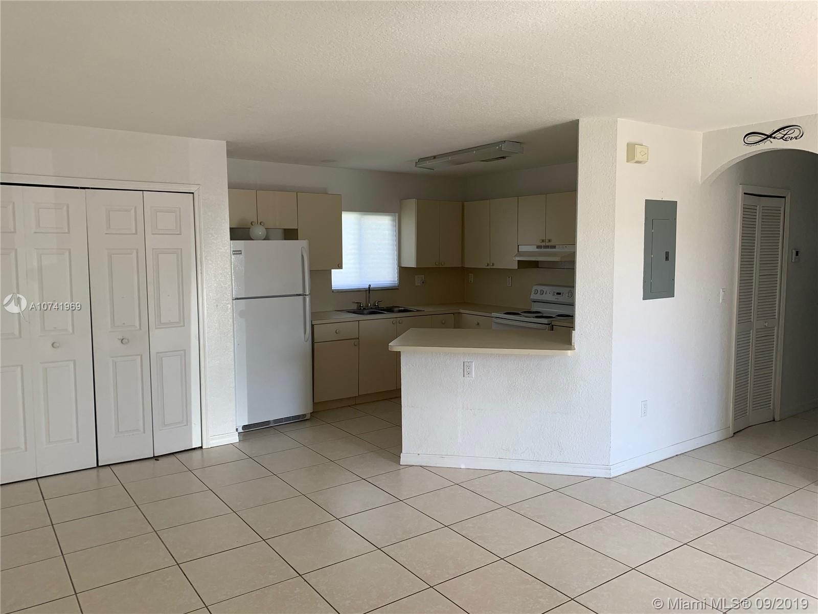 Florida City, FL 33034,854 SW 7th Ter #854