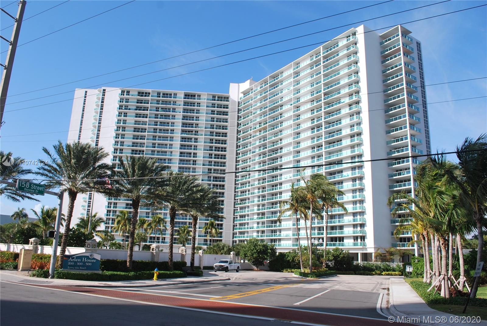 Sunny Isles Beach, FL 33160,100 Bayview Dr #202