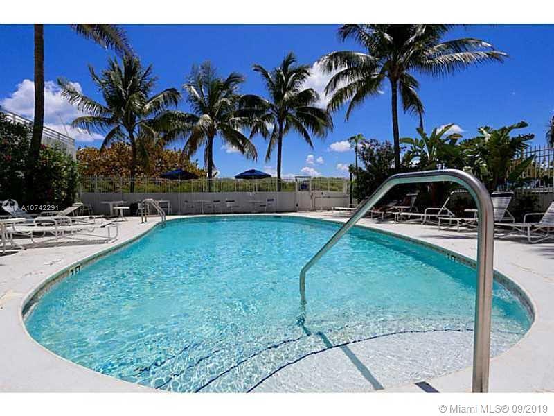 Miami Beach, FL 33139,335 Ocean Dr #228