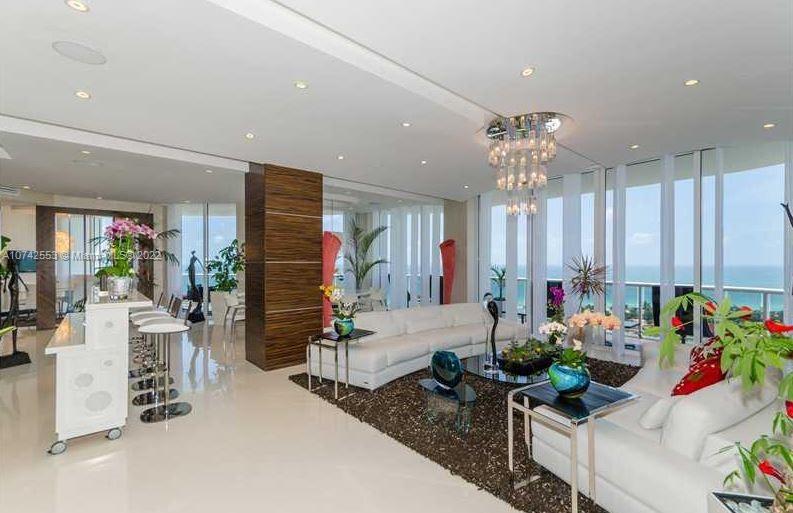 One Island Place II, a smart residence condo FOR SALE. This elegant 4bd 5.5bth + media room tower suite is completed renovated with all the finest finishes features include spectacular ocean and intracoastal views, private elevator entrance, expansive terraces, impact windows, white limestone floors, Italian design cabinetry and state of the art gourmet kitchen. Enjoy world class amenities fitness center, Swimming pool, Spa/Hot-tub and Tennis.