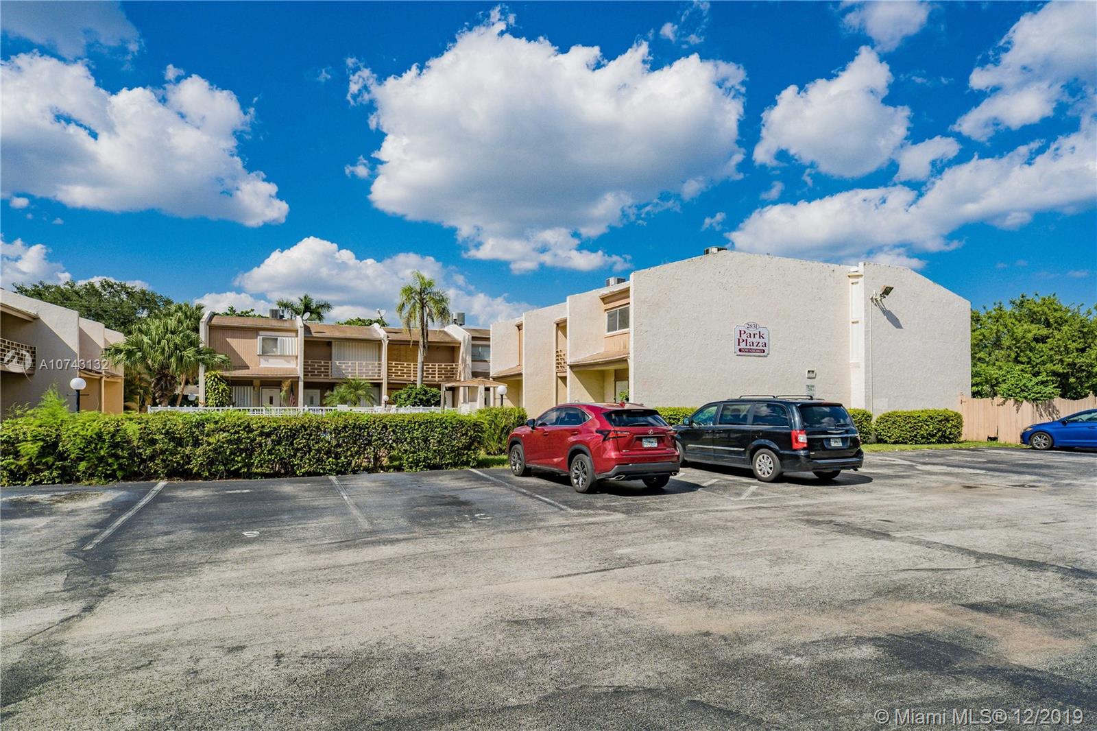 Hollywood, FL 33020,2831 Pierce St #300