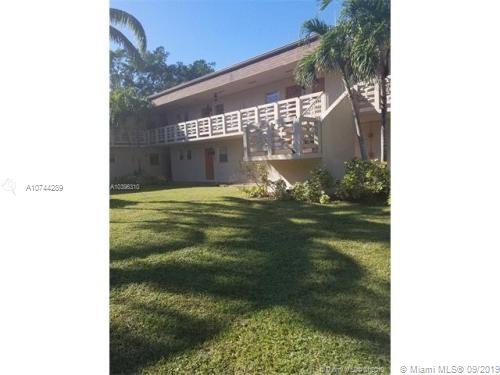 403 SW 148th Ave #10B, Pembroke Pines, FL 33027