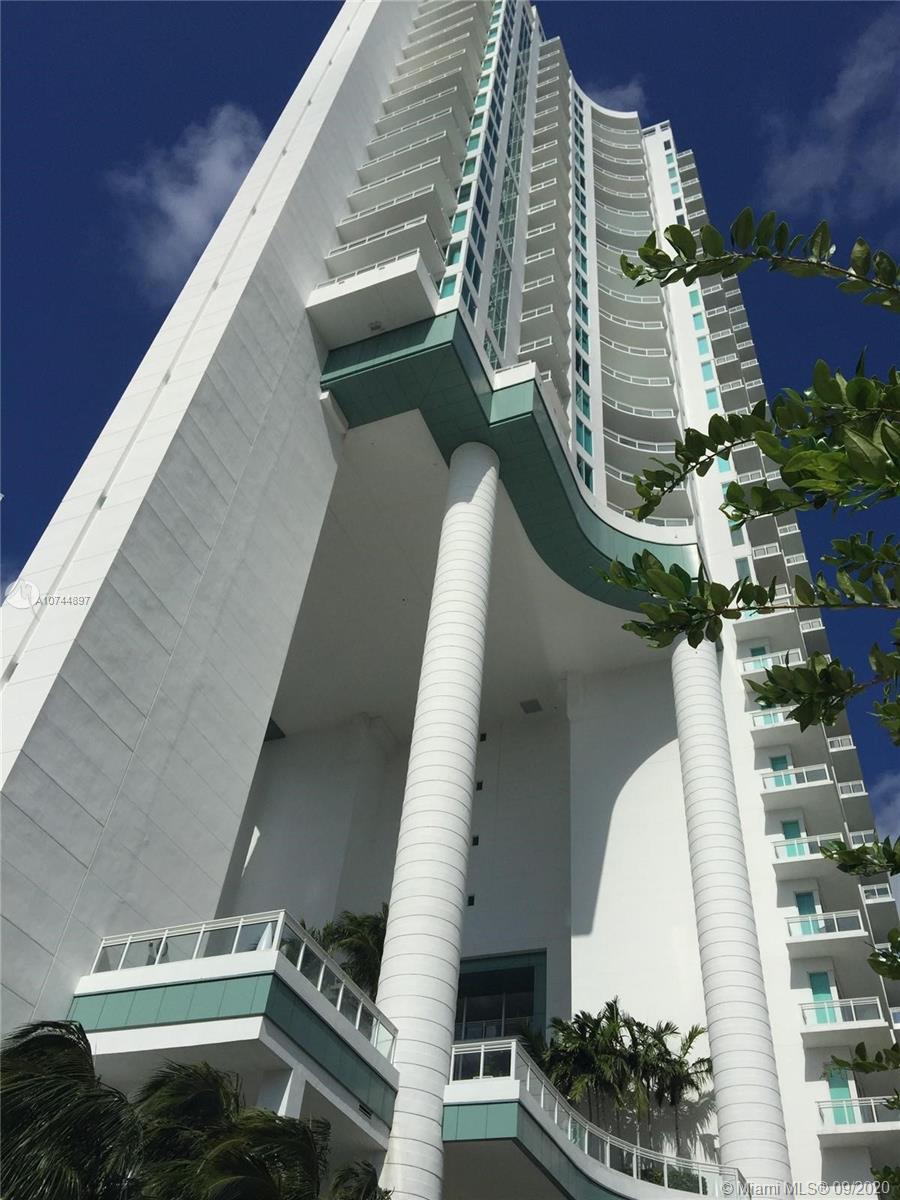 900 Brickell Key Blvd #2001, Miami, FL 33131