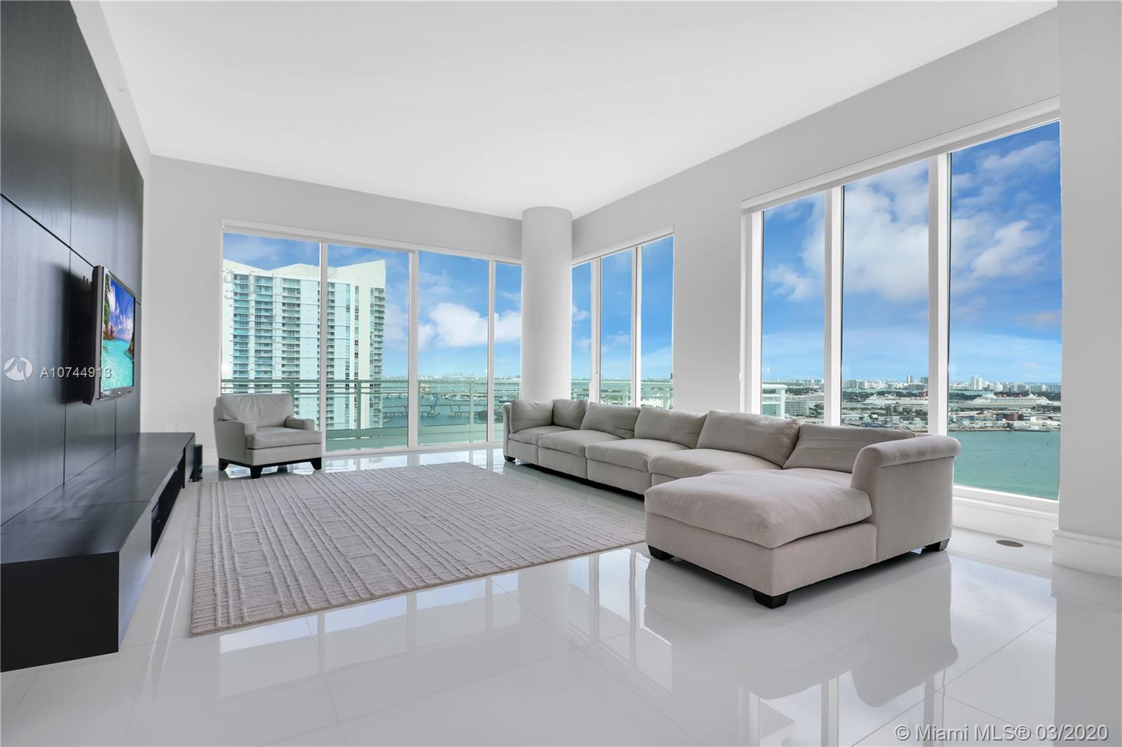 900 Brickell Key Blvd #2403, Miami, FL 33131