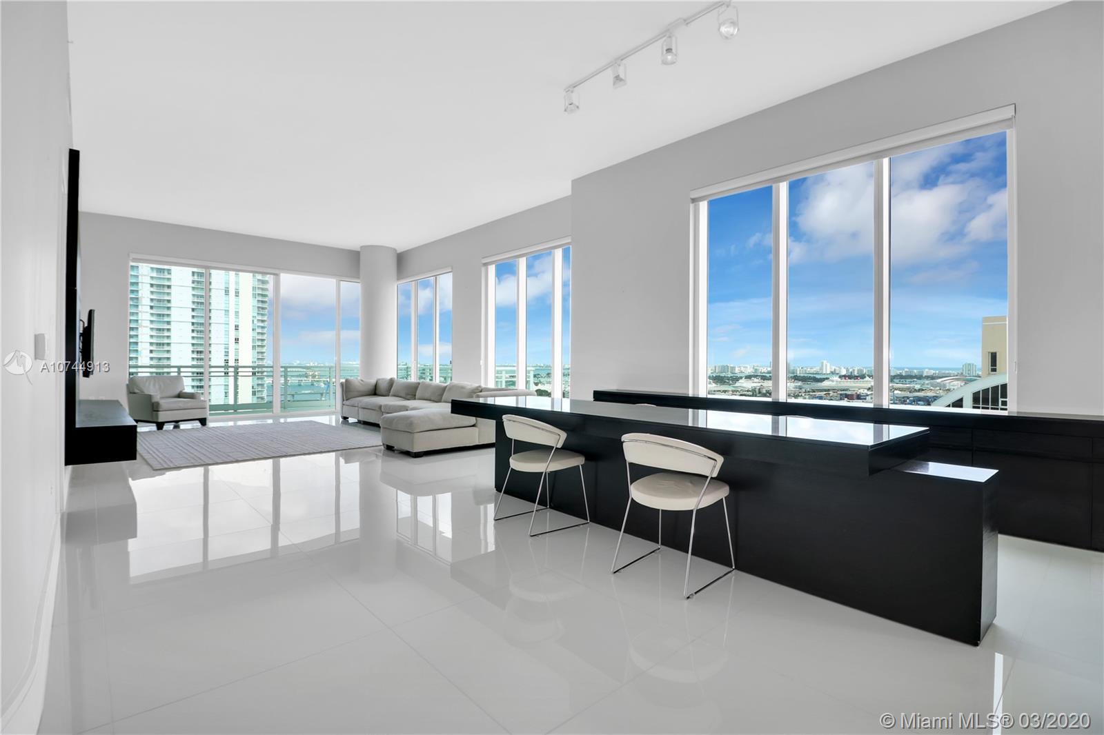 Miami, FL 33131,900 Brickell Key Blvd #2403