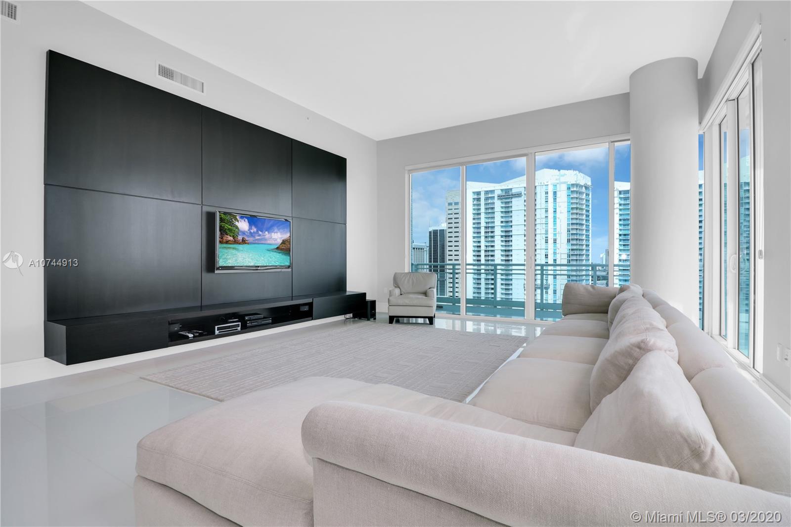 Miami, FL 33131,900 Brickell Key Blvd #2403