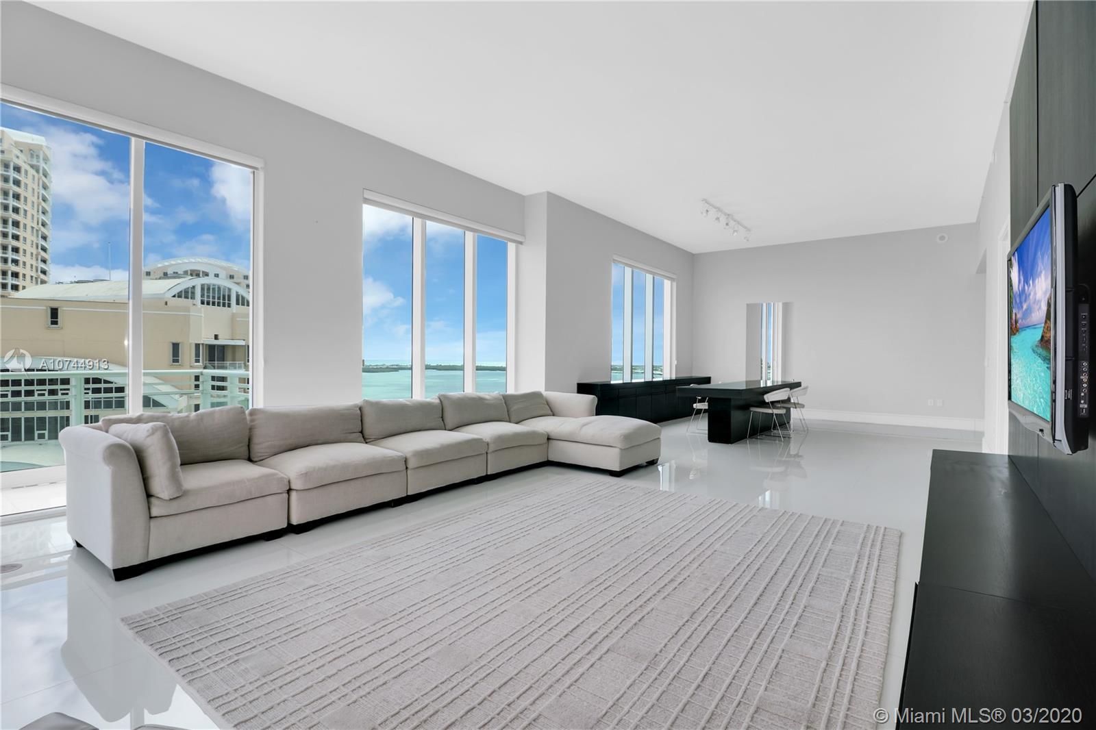 Miami, FL 33131,900 Brickell Key Blvd #2403