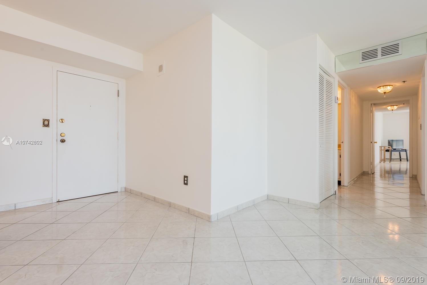 Sunny Isles Beach, FL 33160,210 174th St #2110