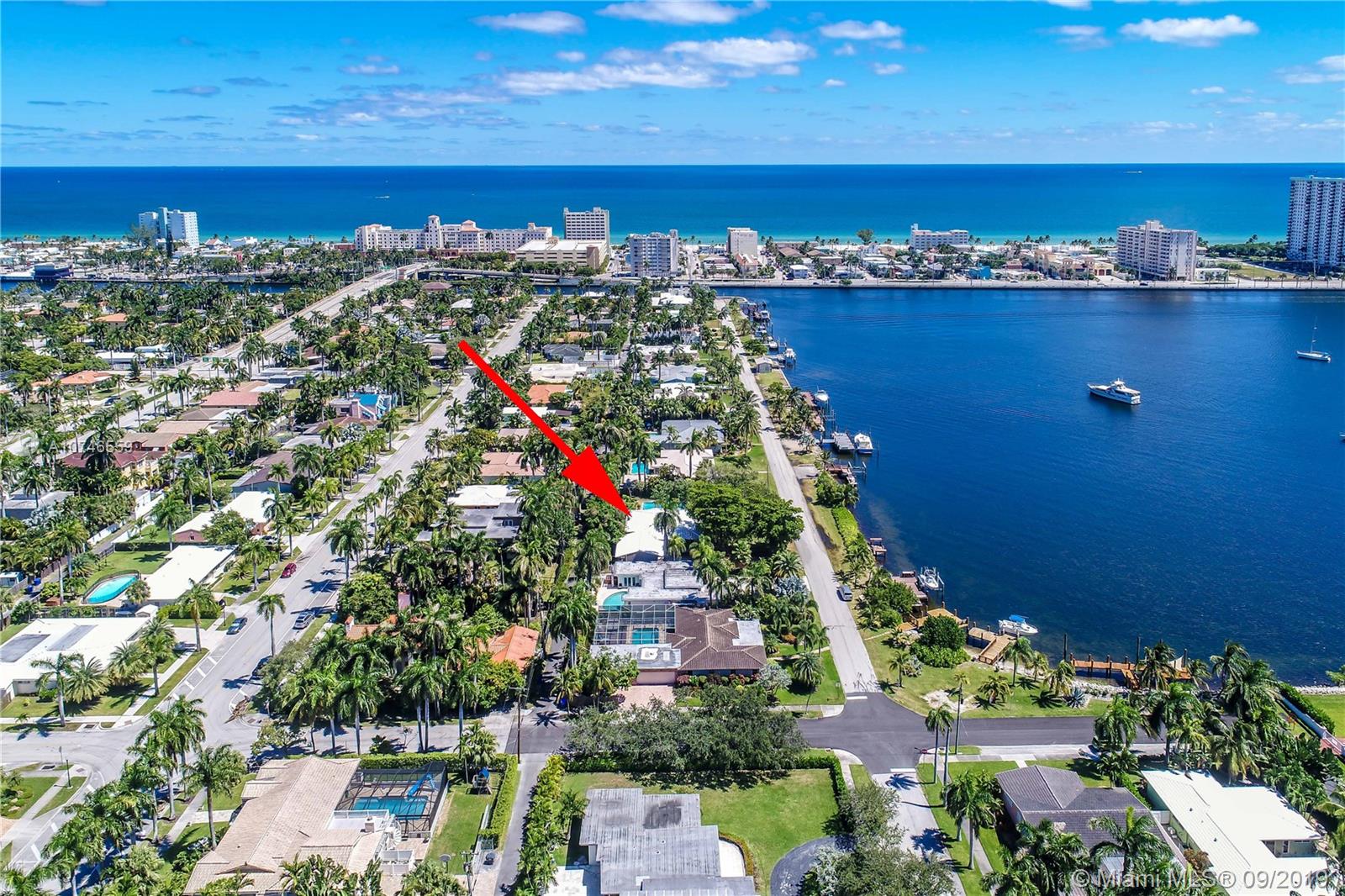 Hollywood FL Waterfront Homes For Sale