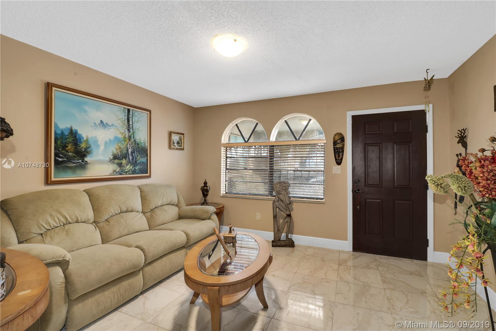 Hialeah, FL 33016,2275 W 52nd St #1-5