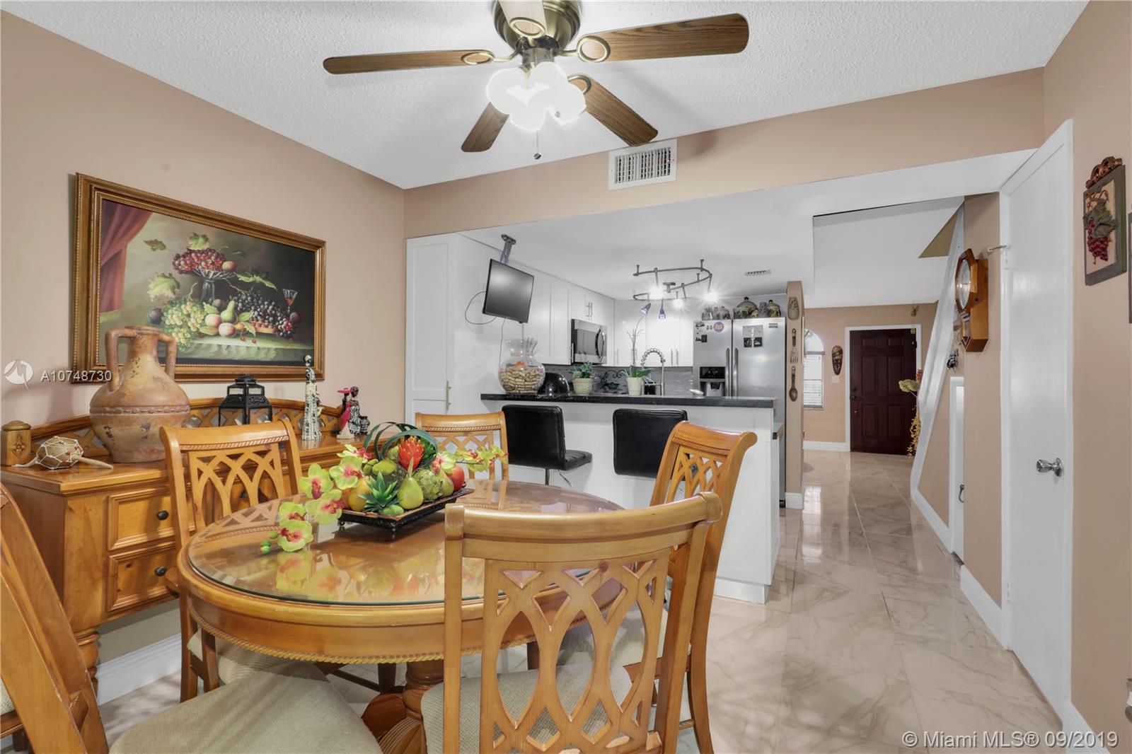 Hialeah, FL 33016,2275 W 52nd St #1-5