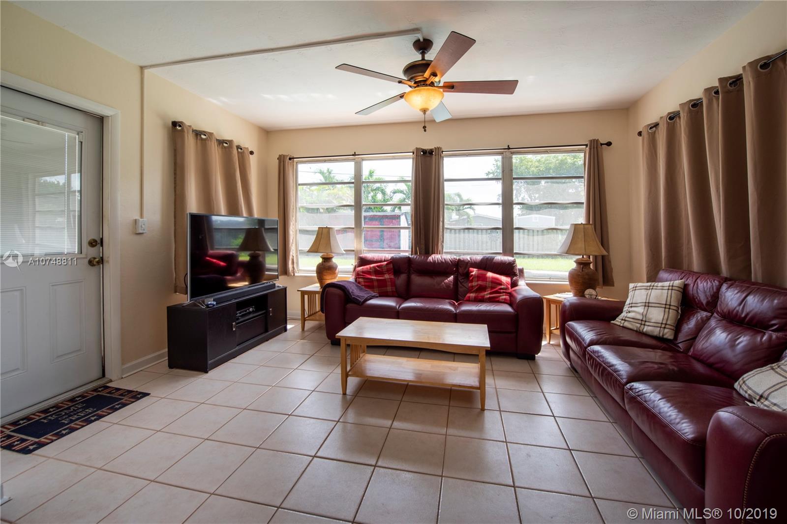 Plantation, FL 33317,5240 SW 3rd Ct