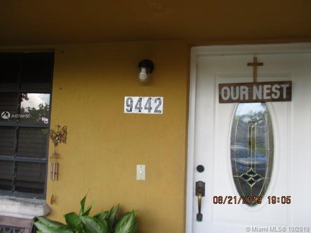 9442 SW 17th St,  Miami,  FL 33165