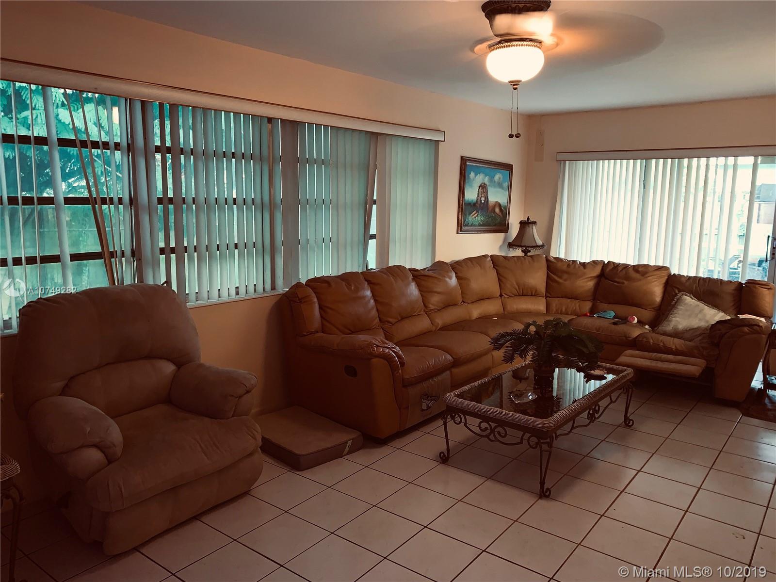 Pembroke Pines, FL 33024,2031 NW 86th Ter