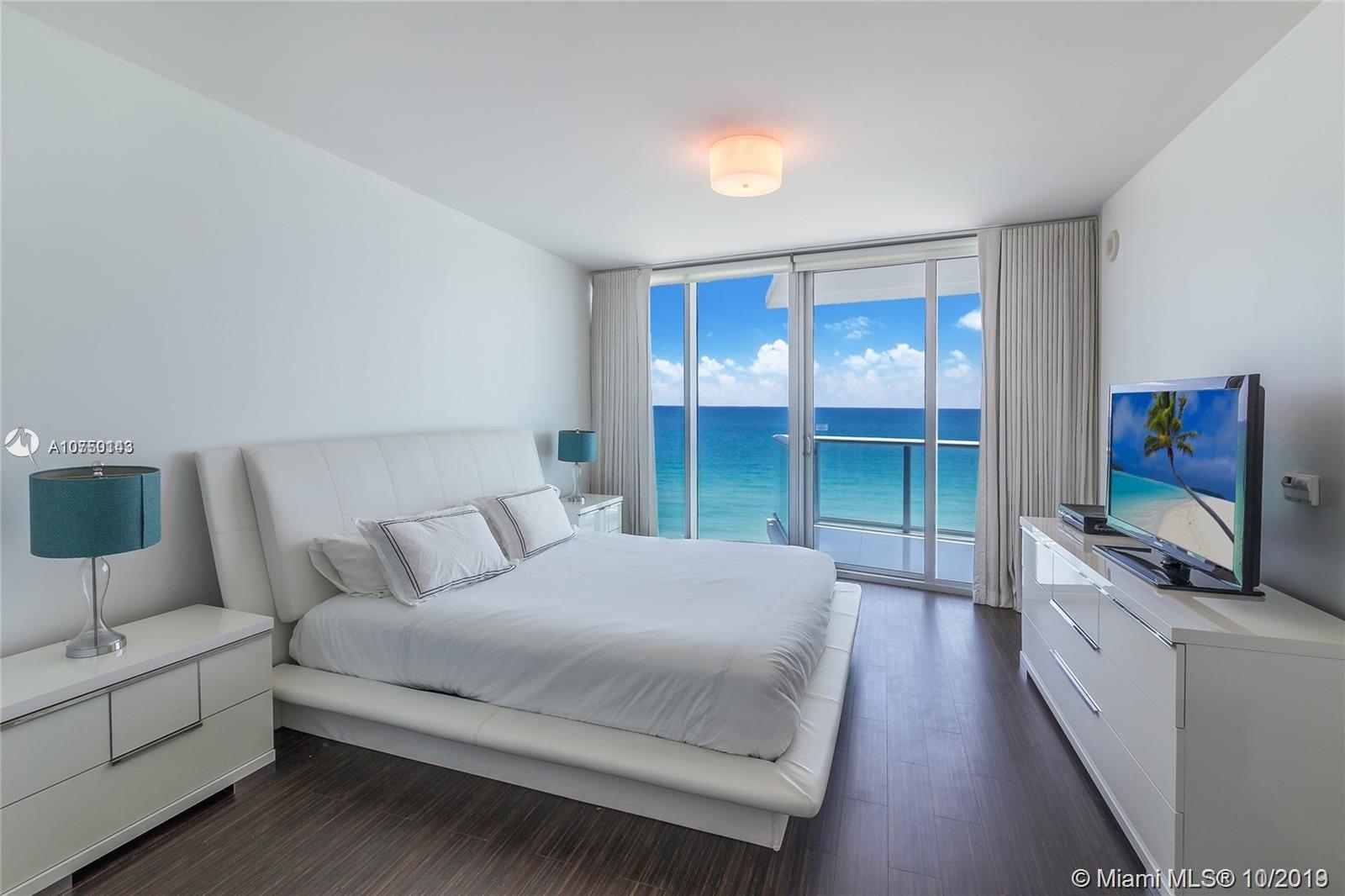 Sunny Isles Beach, FL 33160,17001 Collins Ave #1207