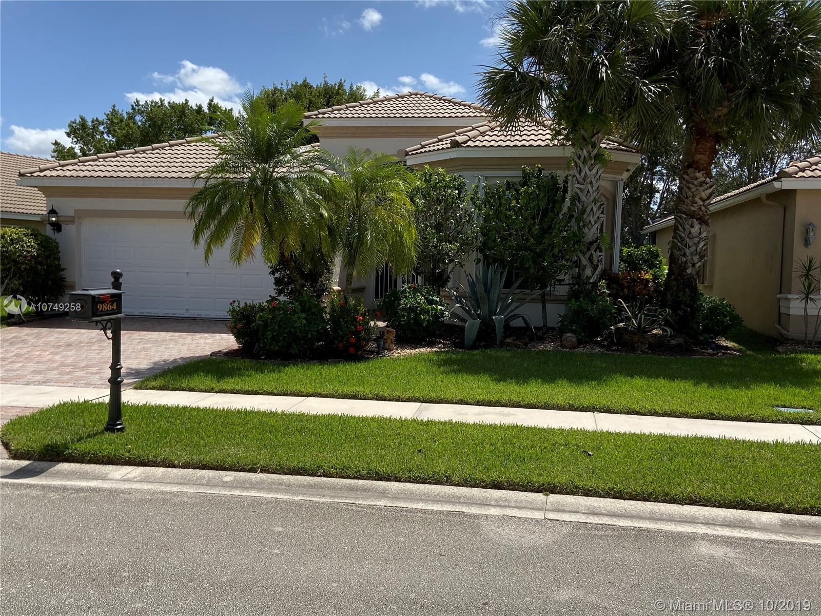 9864 San Luca St,  Lake Worth,  FL 33467