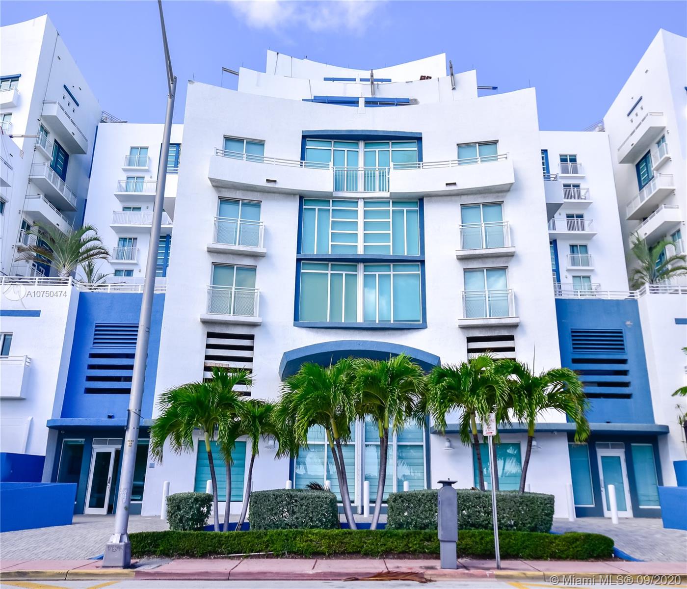 Miami Beach, FL 33141,7600 Collins Ave #714