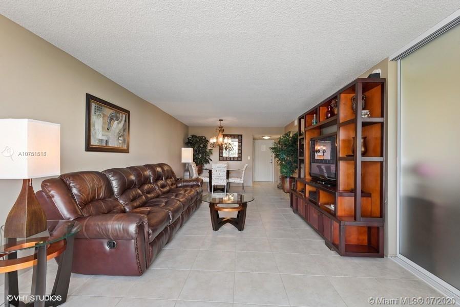 Hallandale Beach, FL 33009,200 Leslie Dr #429