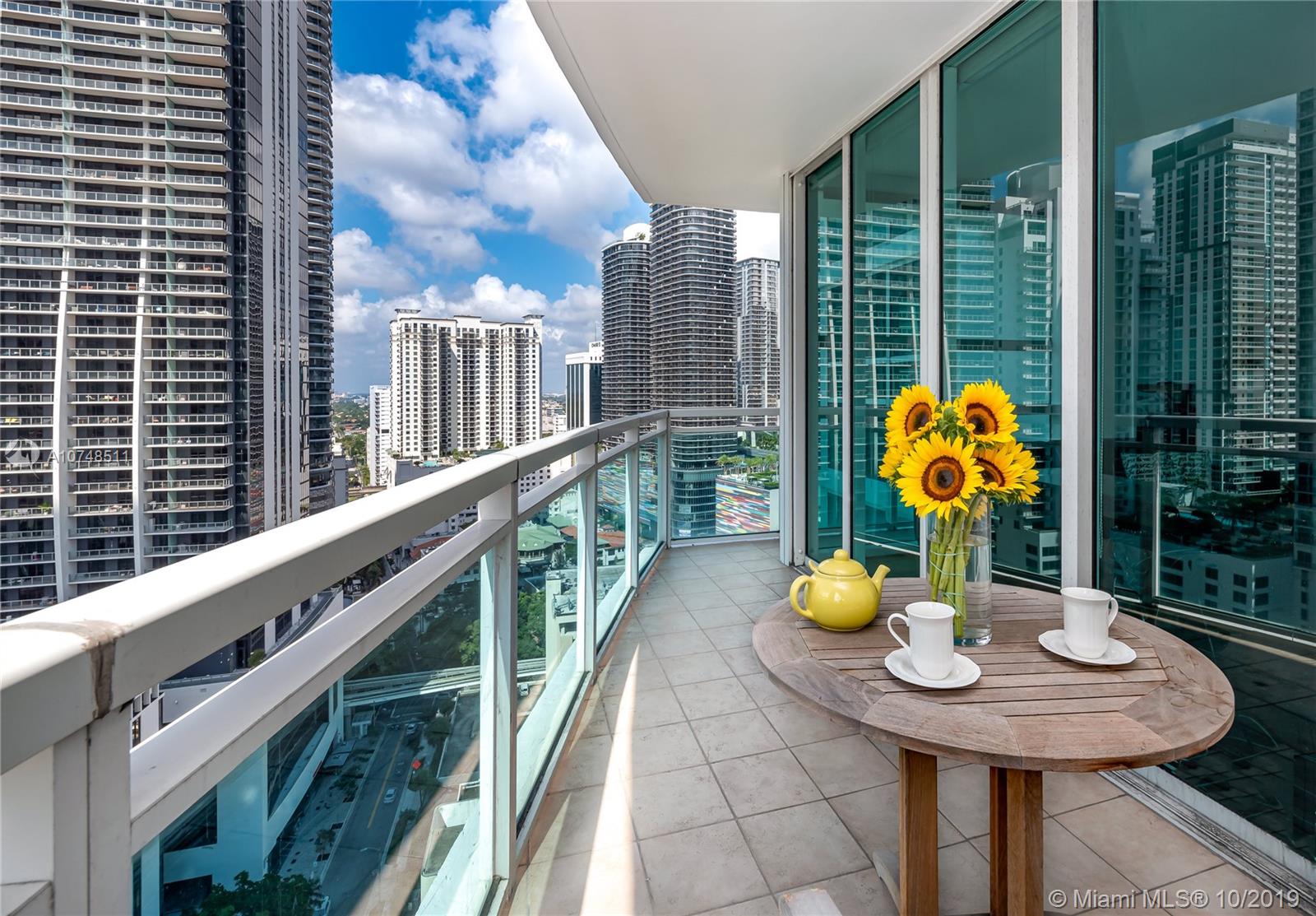 951 Brickell Ave #2411, Miami, FL 33131