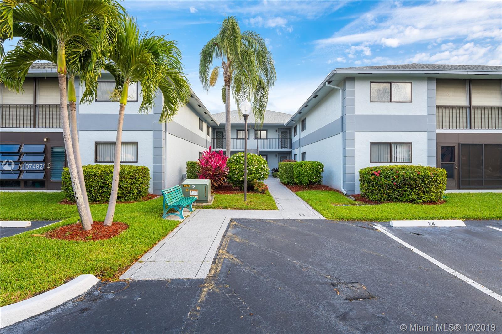 Delray Beach, FL 33484,15235 LAKES OF DELRAY BLVD #283