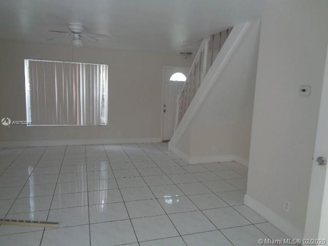 North Lauderdale, FL 33068,7920 Kimberly Blvd #305