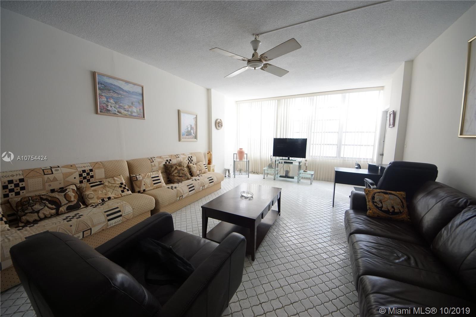 Hallandale Beach, FL 33009,1817 S Ocean Dr #Ph24