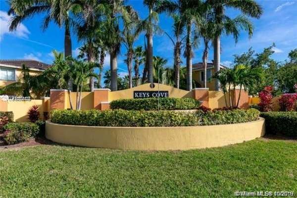 1661 SE 28th St #203, Homestead, FL 33035