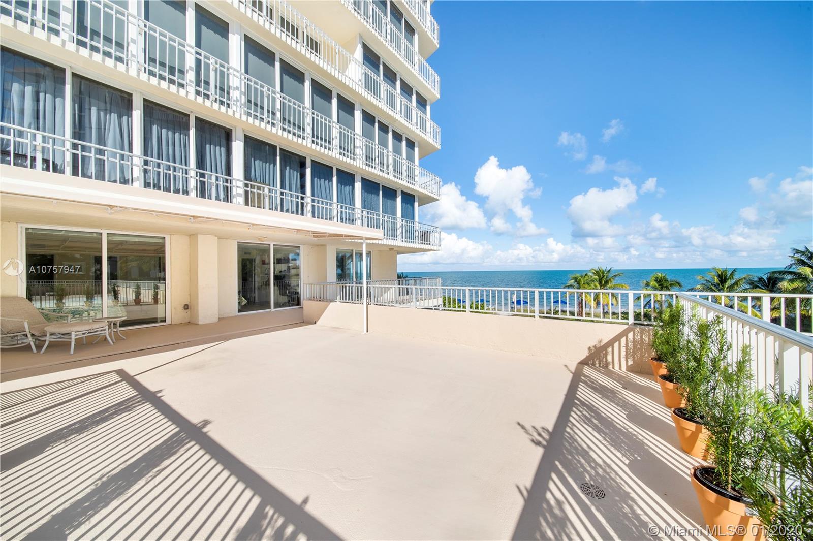 600 Grapetree Dr #3AS, Key Biscayne, FL 33149