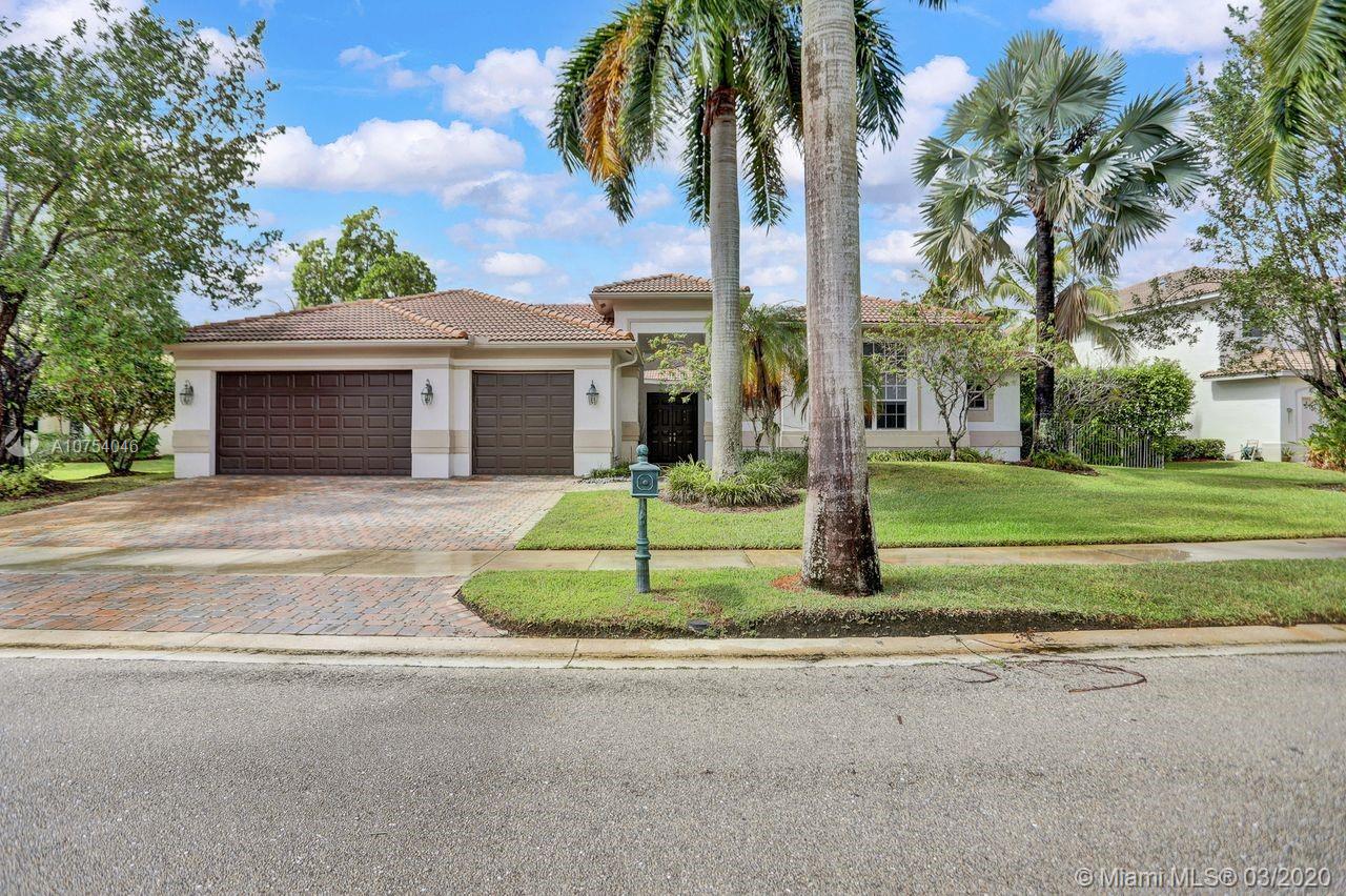 1433 Victoria Isle Dr, Weston, FL 33327