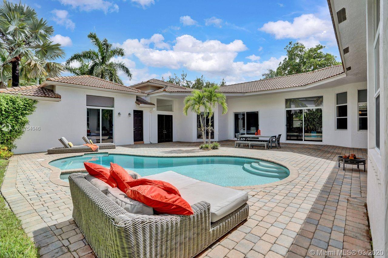 Weston, FL 33327,1433 Victoria Isle Dr