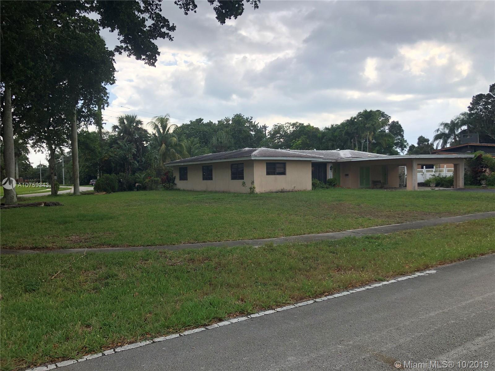 Plantation, FL 33317,6112 Rose Ter