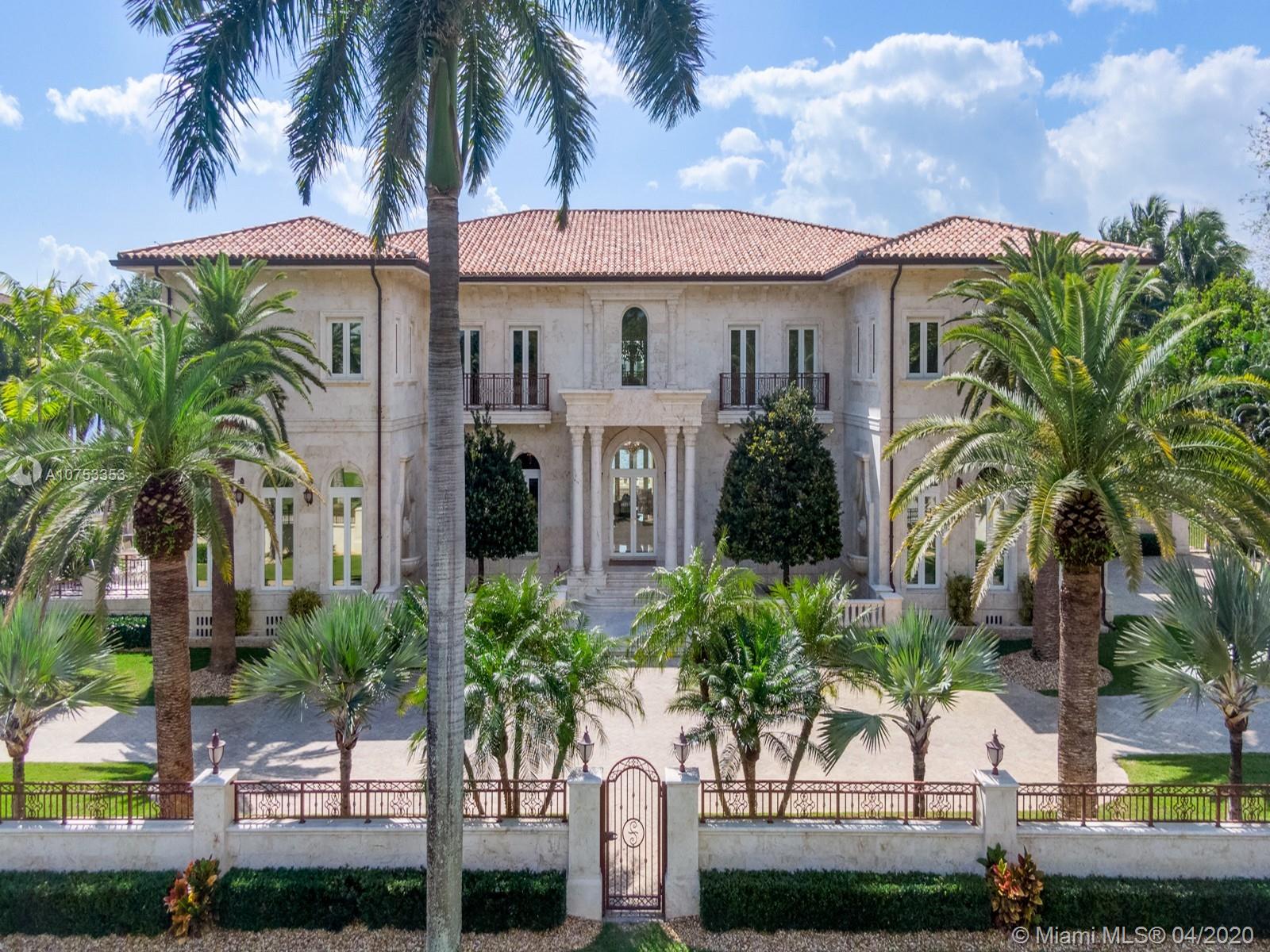 Photo 2 of 530 Arvida Pkwy in Coral Gables - MLS A10753353