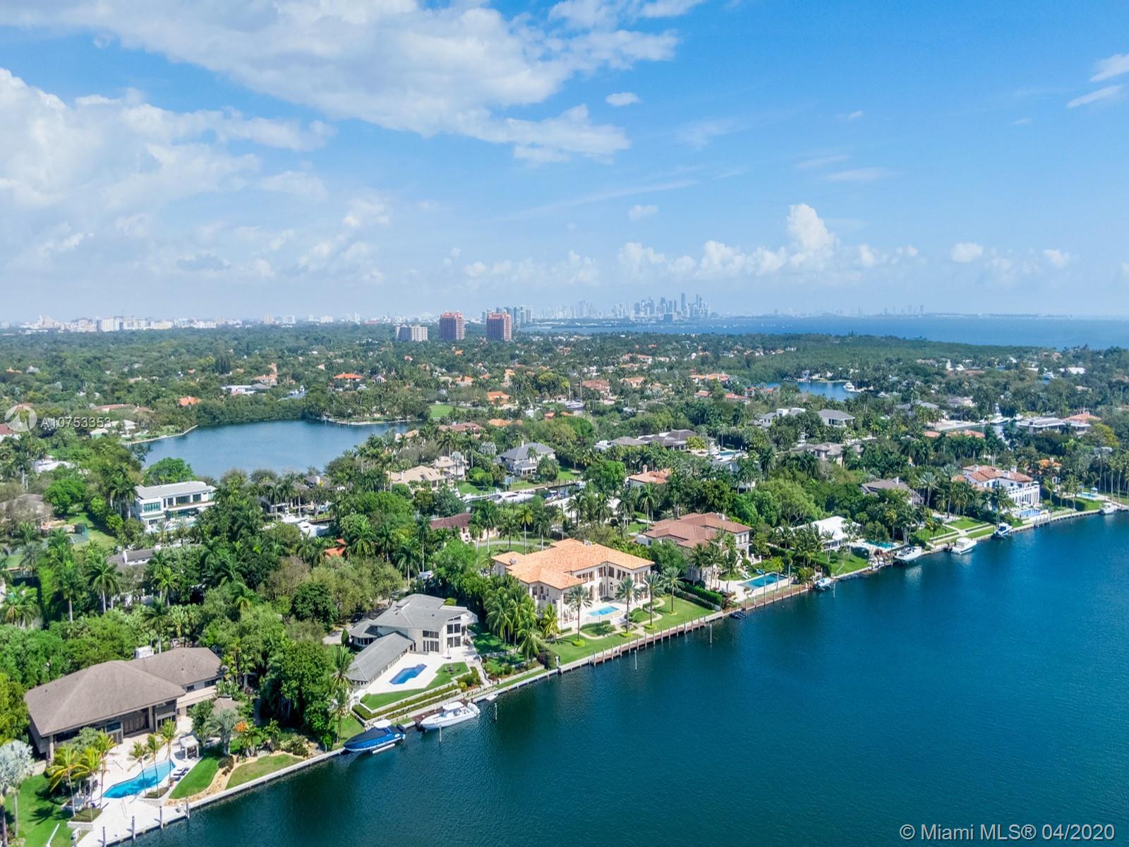 Photo 26 of 530 Arvida Pkwy in Coral Gables - MLS A10753353