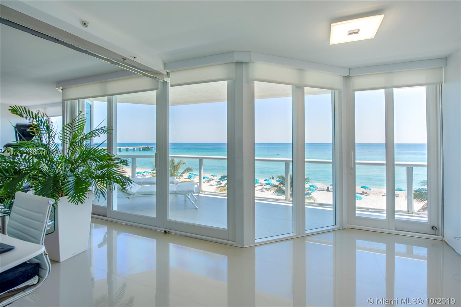 Sunny Isles Beach, FL 33160,16425 Collins Ave #WS8A