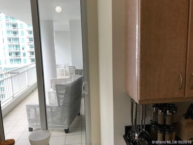 Miami, FL 33131,801 Brickell Key Blvd #2210