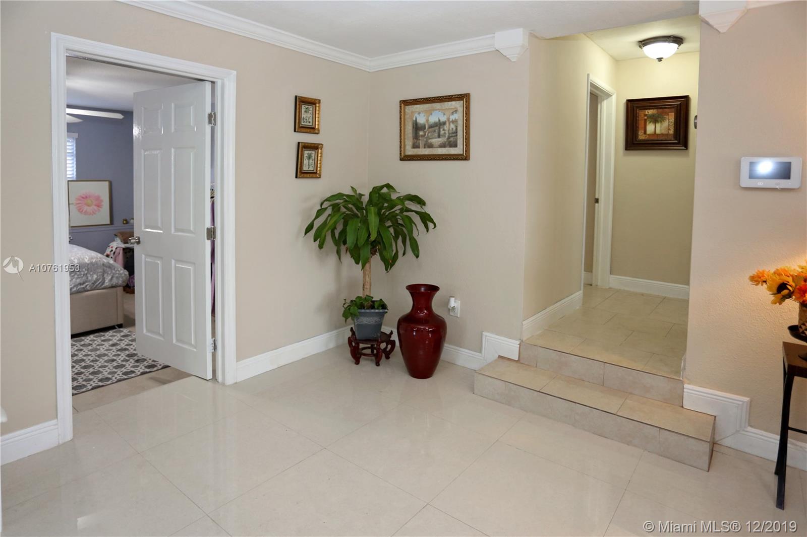 Pembroke Pines, FL 33023,6813 SW 10th Ct