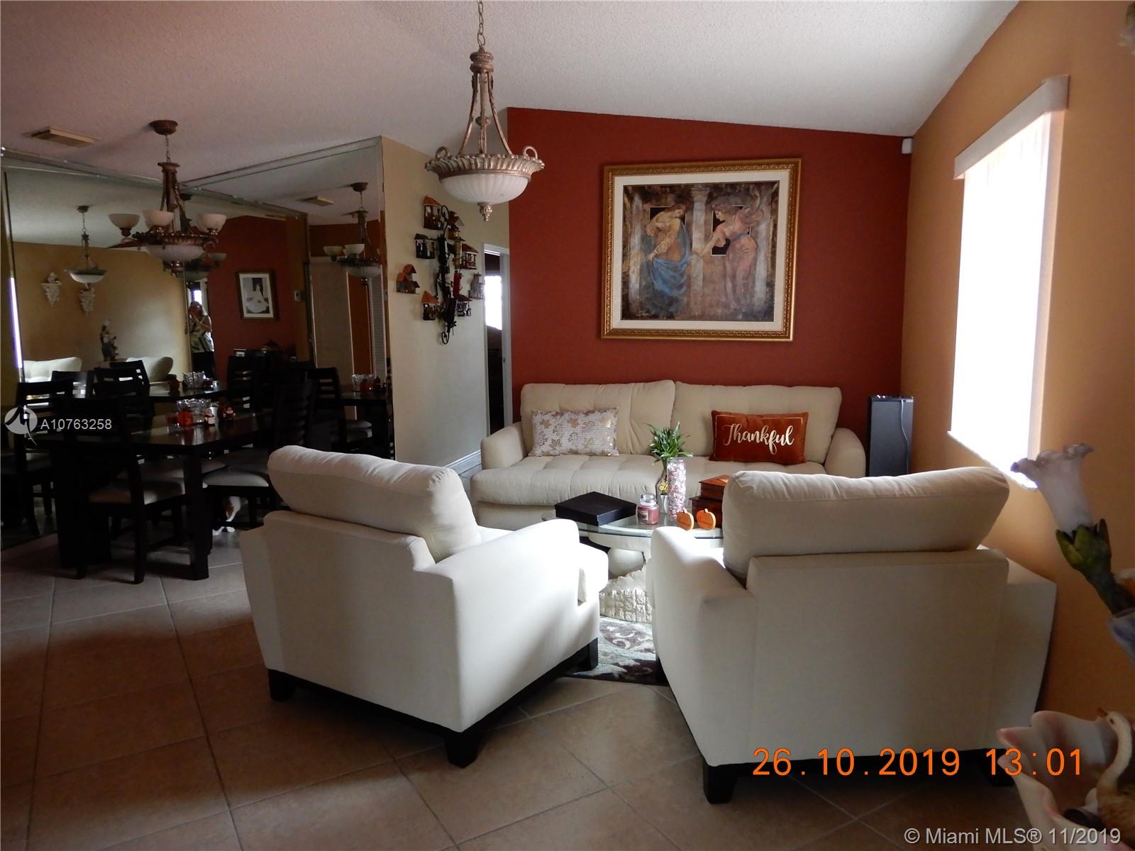 Hialeah, FL 33018,7532 W 33rd Ln