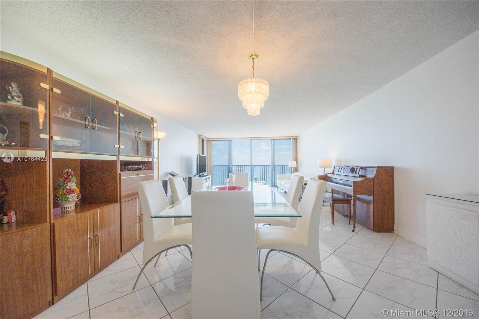 Hollywood, FL 33019,2201 S Ocean Dr #2103