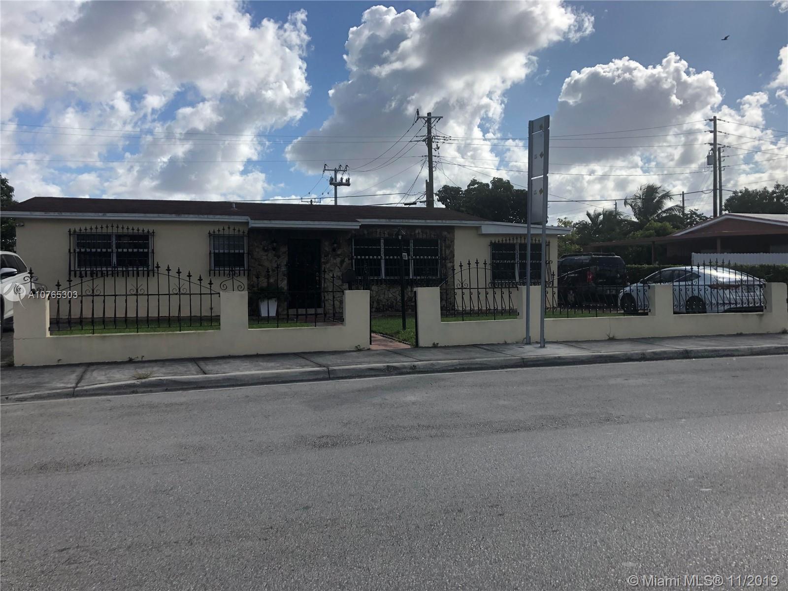 Hialeah, FL 33012,776 W 44th Pl