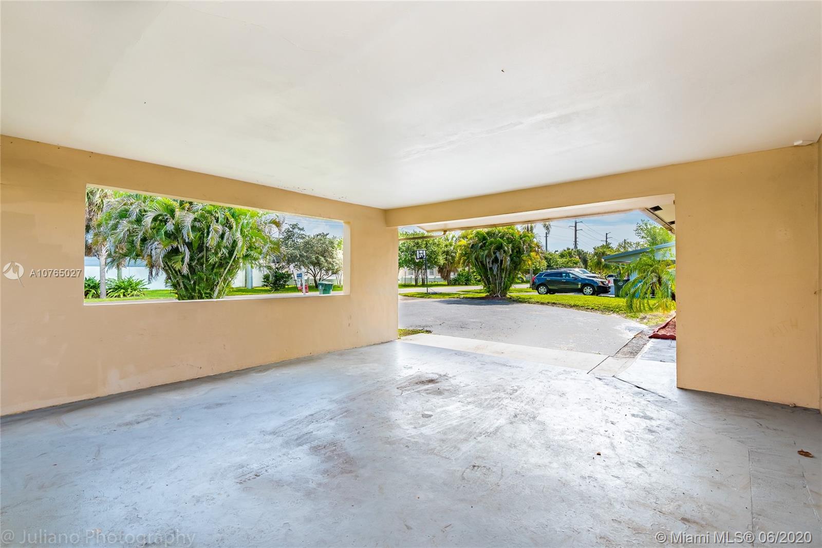 Oakland Park, FL 33334,1500 NE 49TH ST