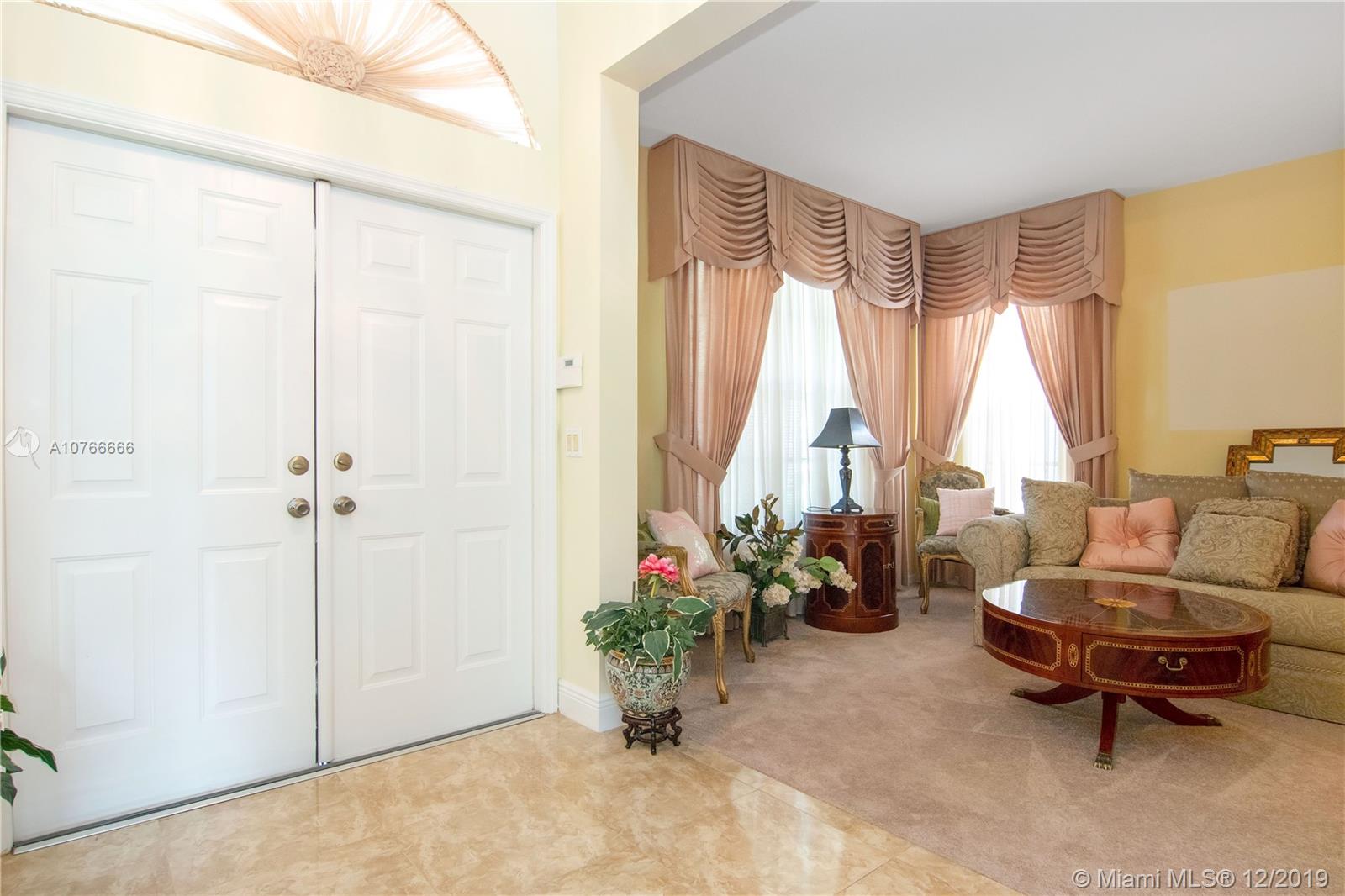 Pembroke Pines, FL 33331,16274 S Segovia Cir S