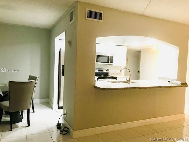 Hallandale Beach, FL 33009,2000 Atlantic Shores Blvd #109