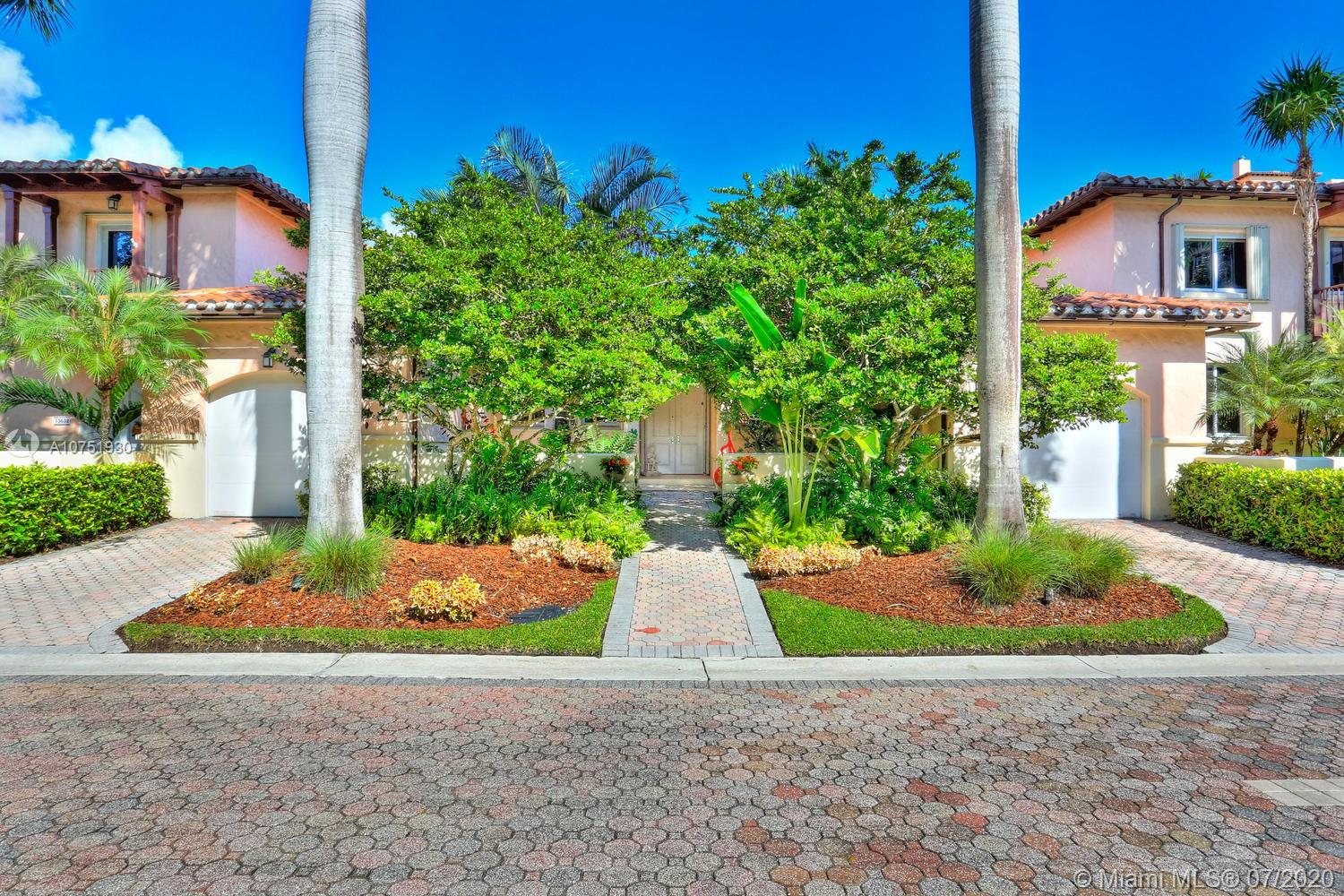Coral Gables, FL 33158,13634 Deering Bay Dr