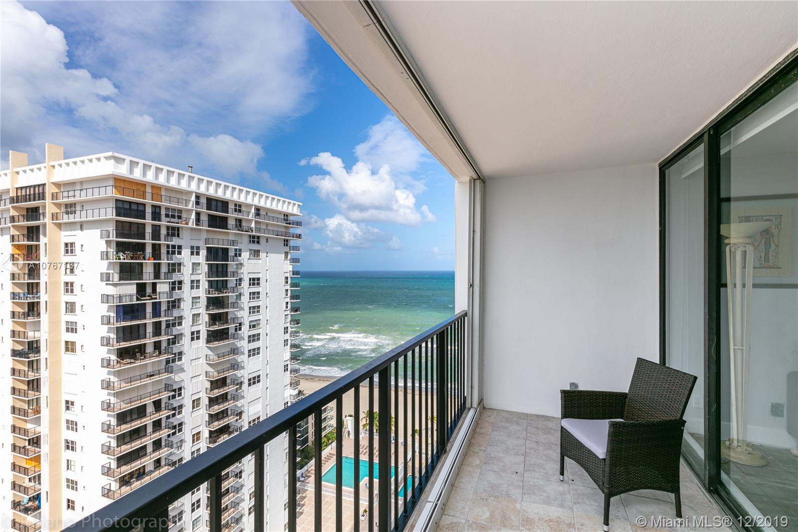 Hollywood, FL 33019,2401 S Ocean Dr #2405