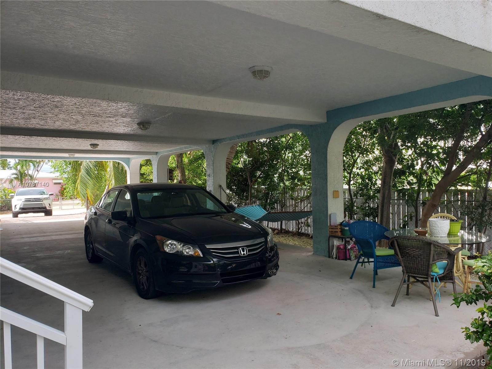 102 Mockingbird Rd,  Tavernier,  FL 33070