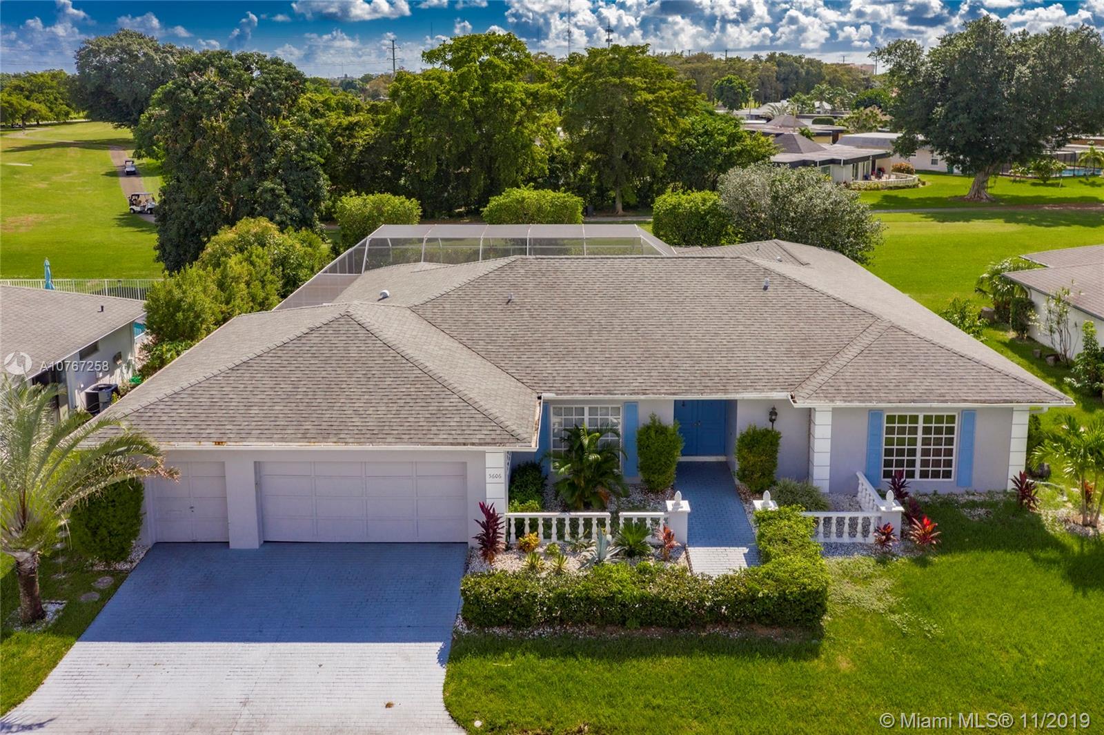 5606 S Travelers Palm Ln, Tamarac, FL 33319