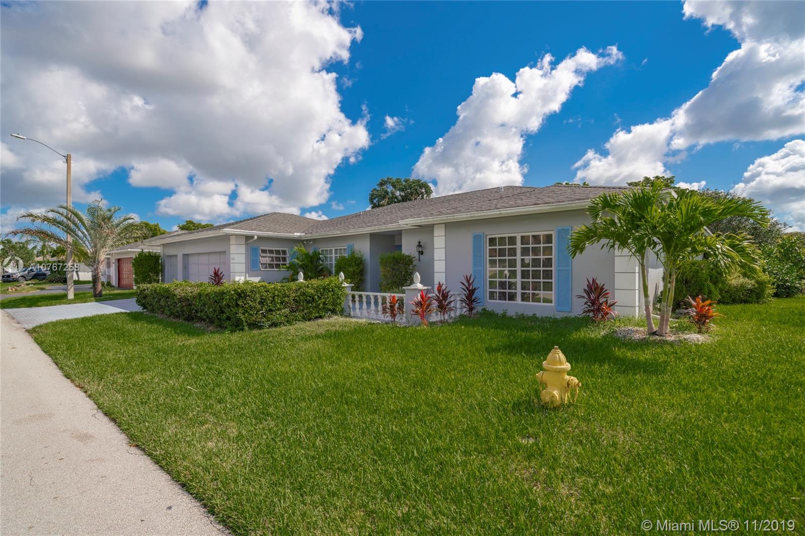 Tamarac, FL 33319,5606 S Travelers Palm Ln