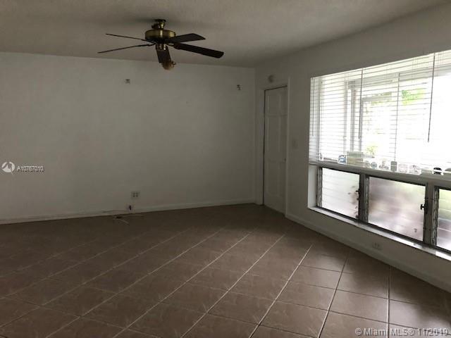 Hollywood, FL 33021,532 S Luna Ct #1