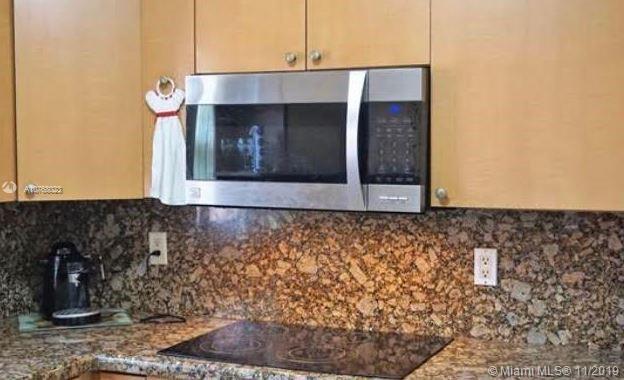 Hialeah, FL 33014,1434 W 72nd St #1434