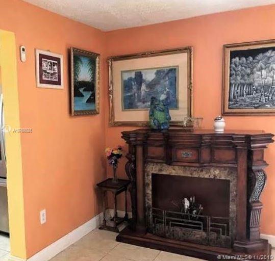Hialeah, FL 33014,1434 W 72nd St #1434